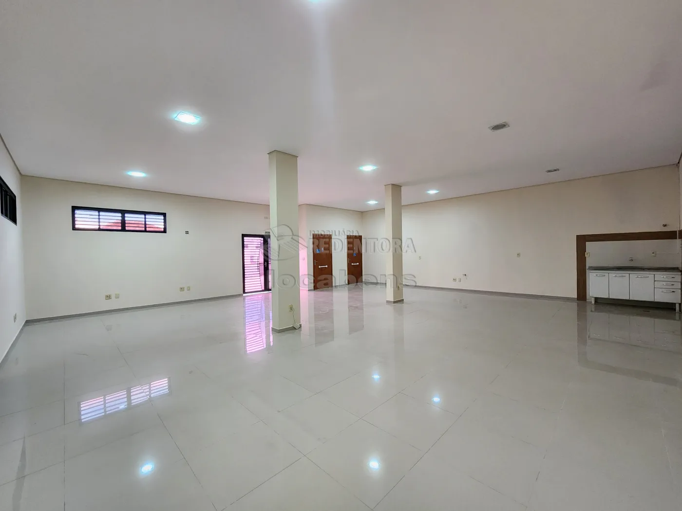 Alugar Comercial / Salão em São José do Rio Preto apenas R$ 2.300,00 - Foto 2