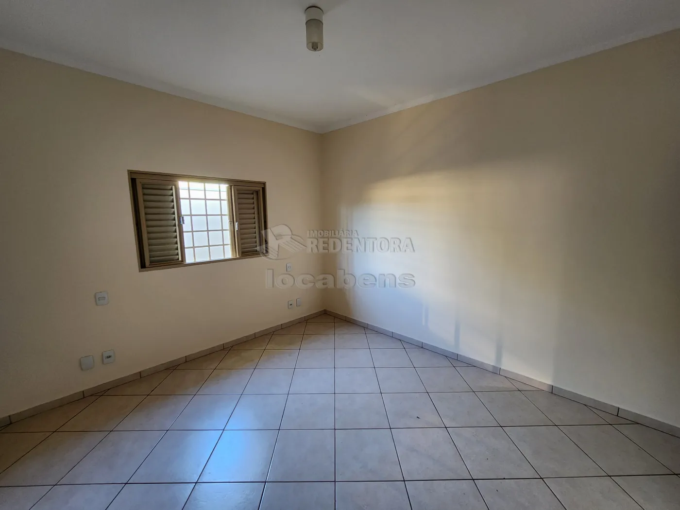 Alugar Casa / Padrão em São José do Rio Preto apenas R$ 1.650,00 - Foto 4