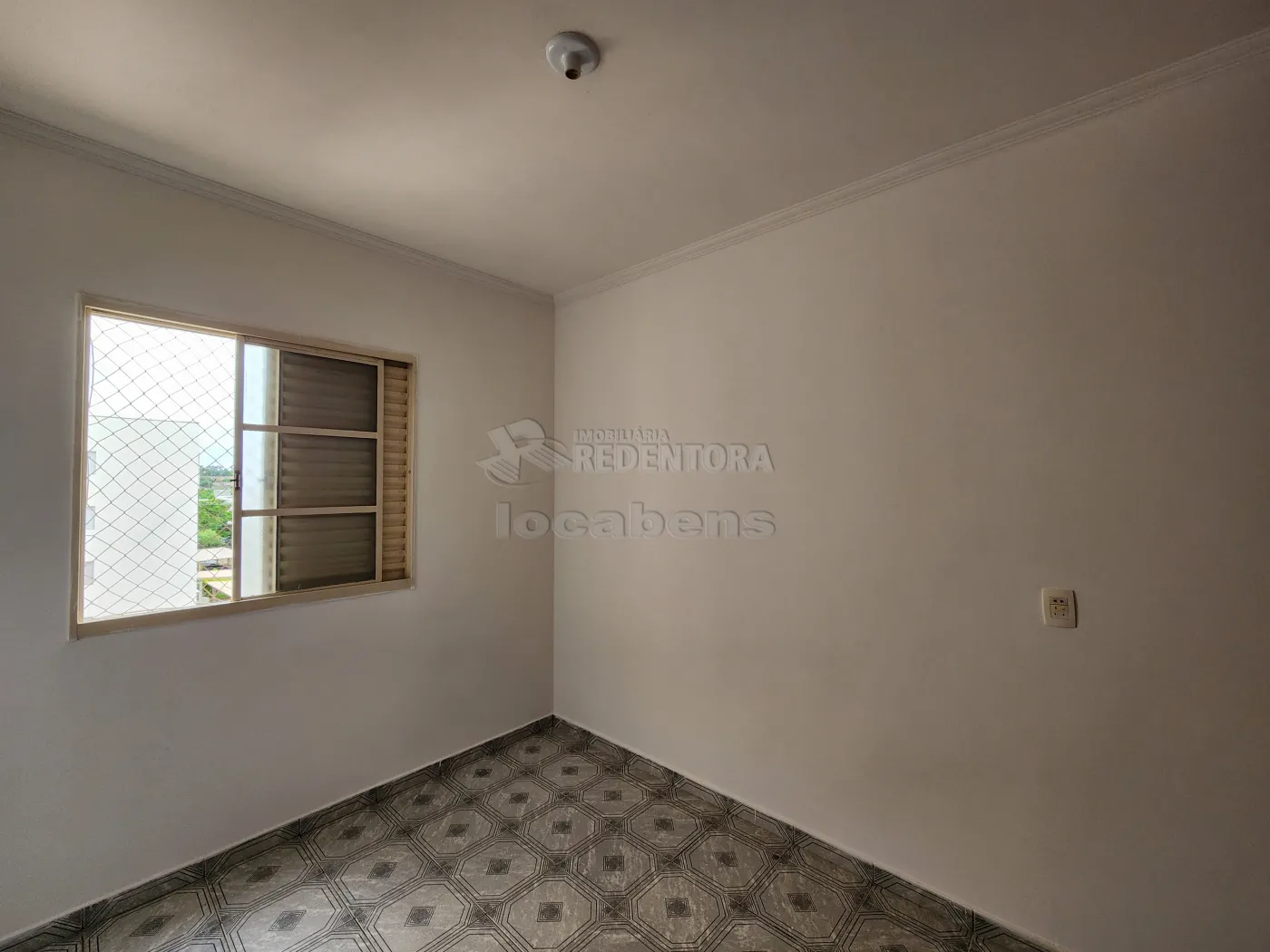 Alugar Apartamento / Padrão em São José do Rio Preto R$ 900,00 - Foto 9