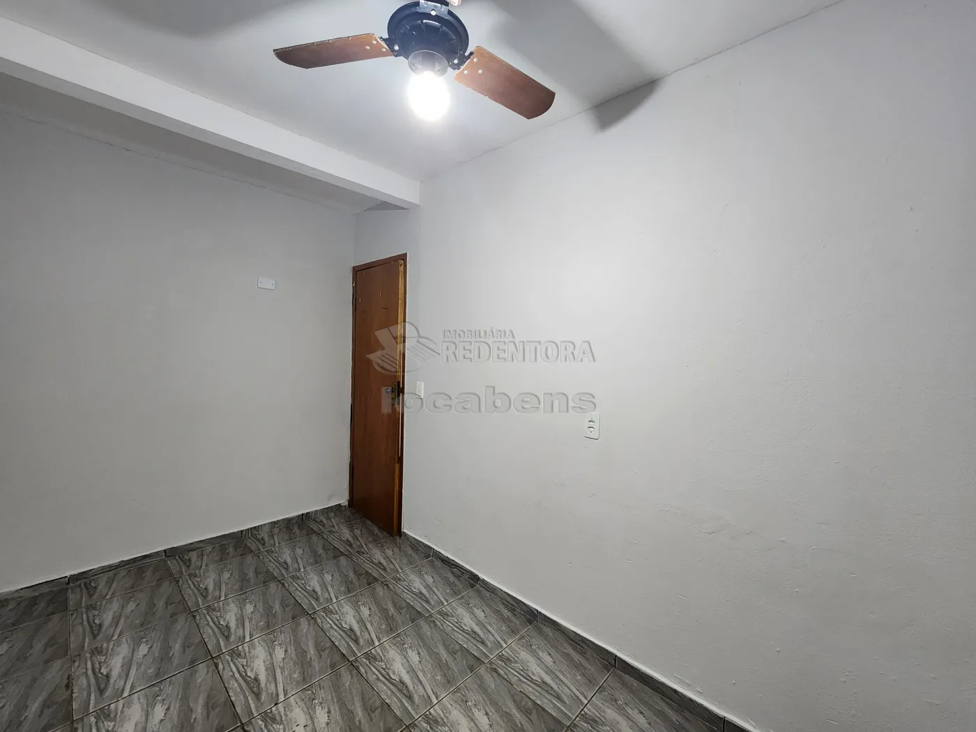 Alugar Casa / Padrão em São José do Rio Preto R$ 2.000,00 - Foto 15