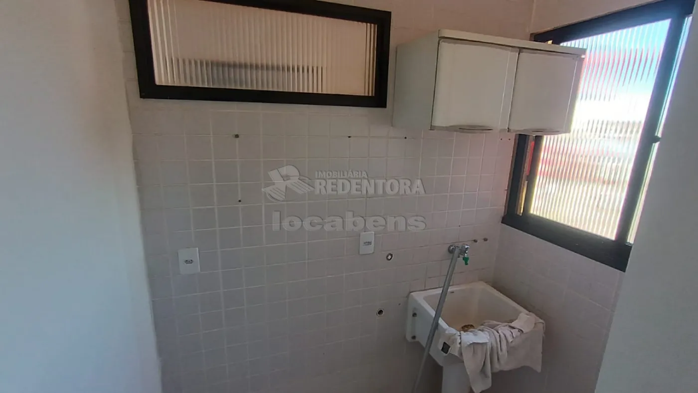 Alugar Apartamento / Padrão em São José do Rio Preto R$ 1.700,00 - Foto 4