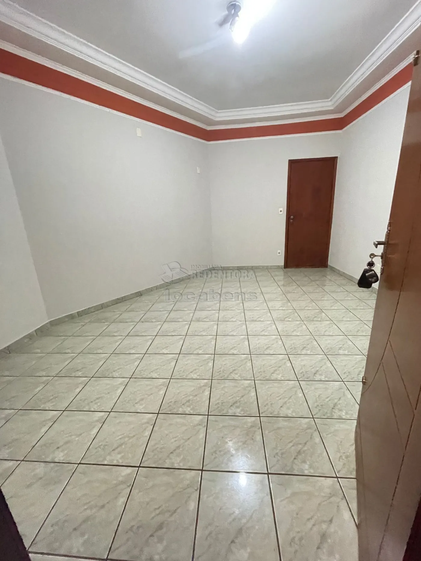 Comprar Casa / Padrão em São José do Rio Preto R$ 550.000,00 - Foto 2