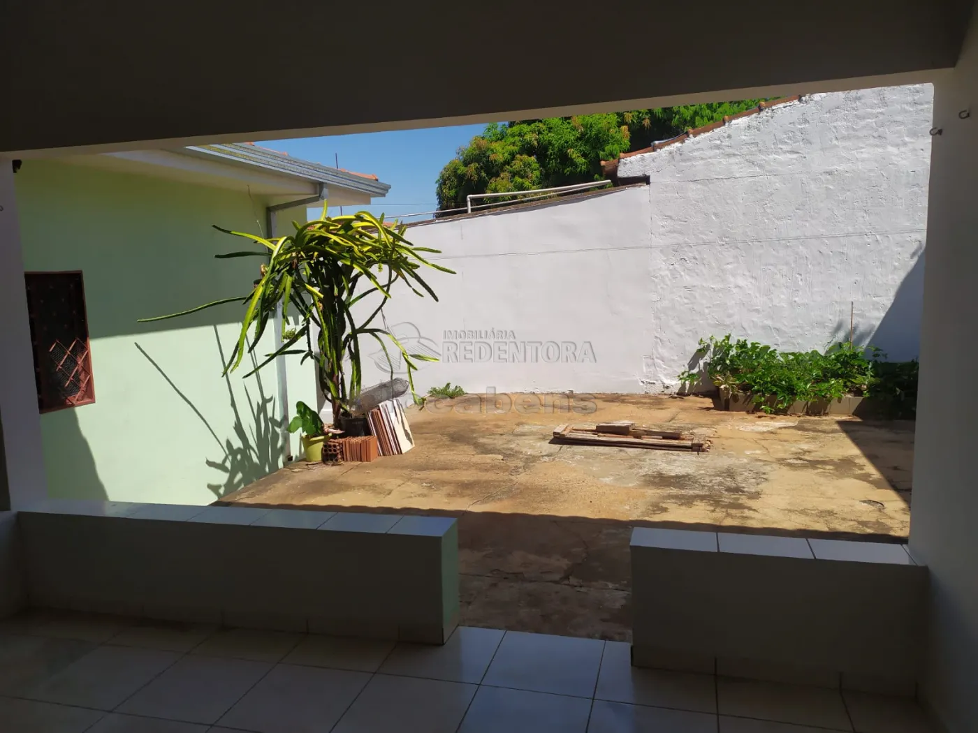 Alugar Casa / Padrão em São José do Rio Preto R$ 1.200,00 - Foto 14