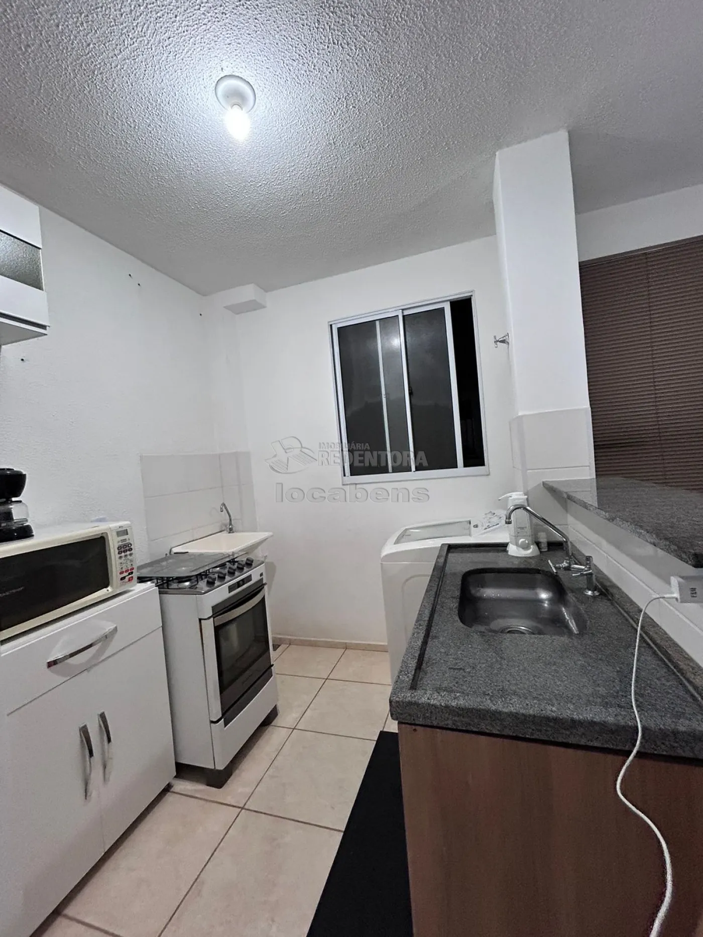 Comprar Apartamento / Padrão em São José do Rio Preto R$ 220.000,00 - Foto 2