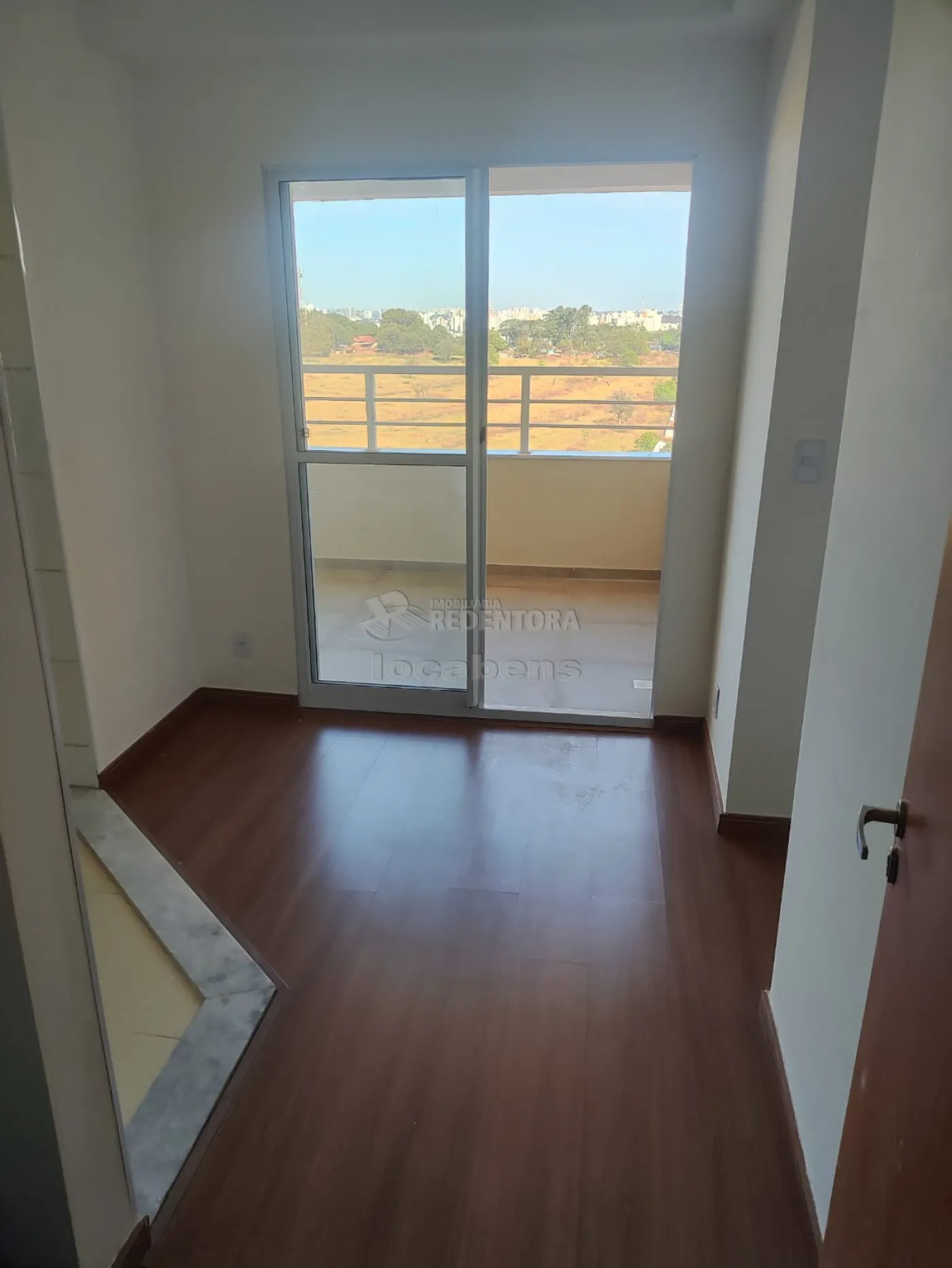 Comprar Apartamento / Cobertura em São José do Rio Preto R$ 390.000,00 - Foto 2