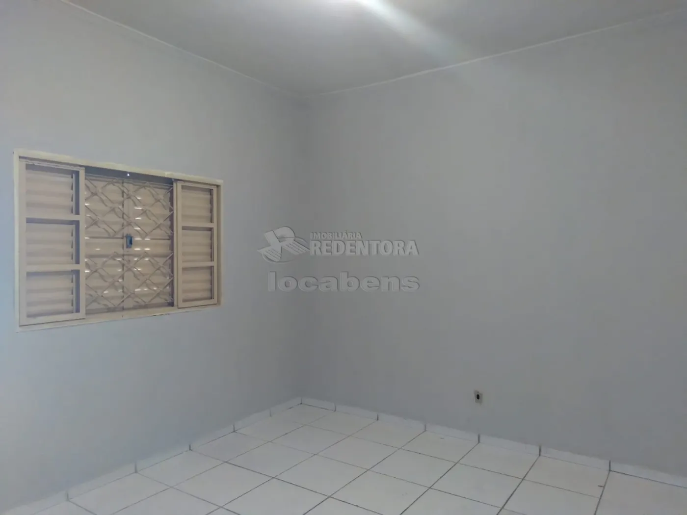 Alugar Casa / Padrão em São José do Rio Preto R$ 800,00 - Foto 10