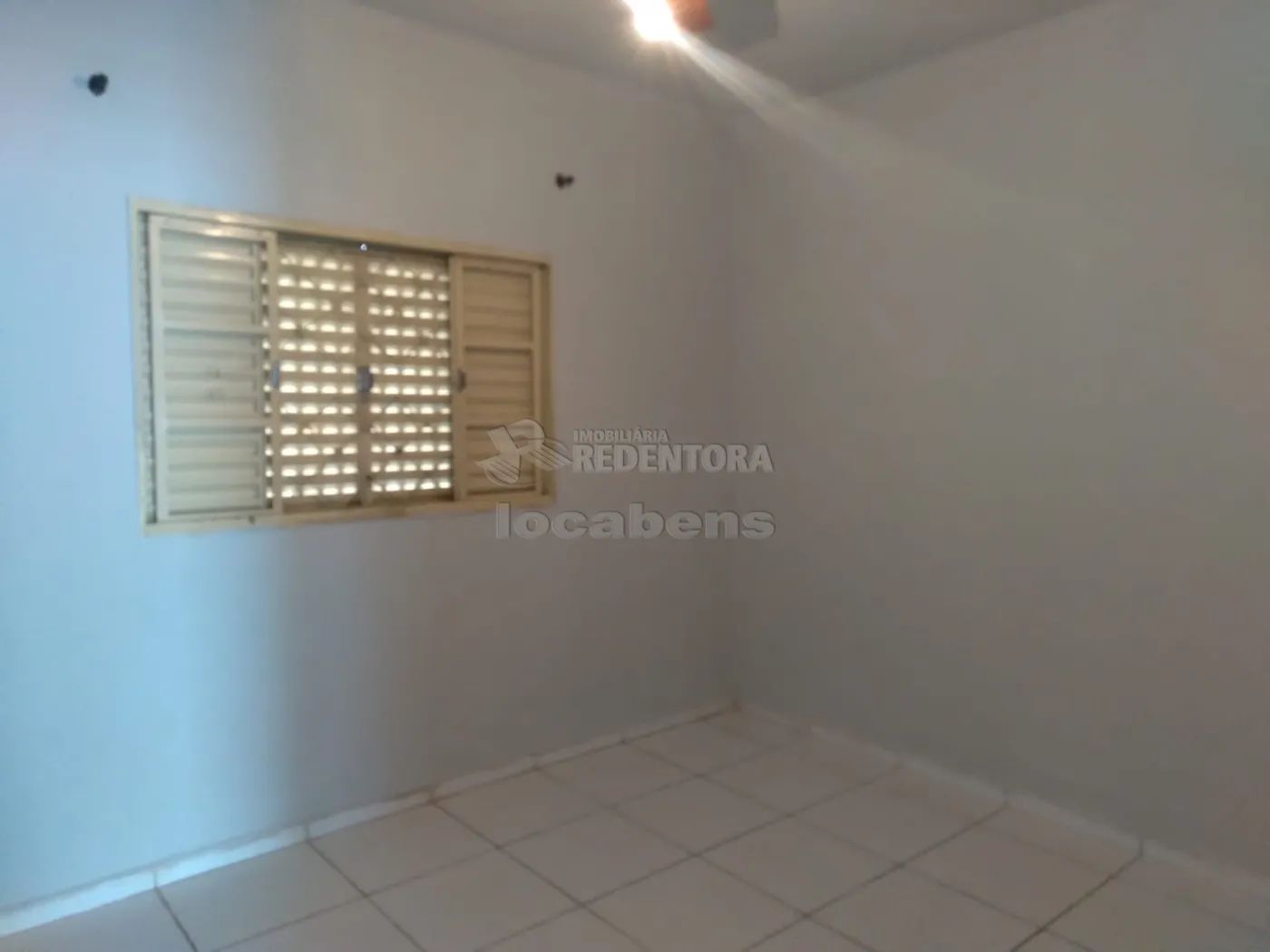 Alugar Casa / Padrão em São José do Rio Preto R$ 900,00 - Foto 13