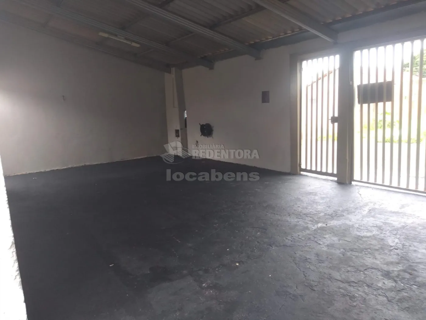 Comprar Casa / Padrão em São José do Rio Preto R$ 230.000,00 - Foto 4