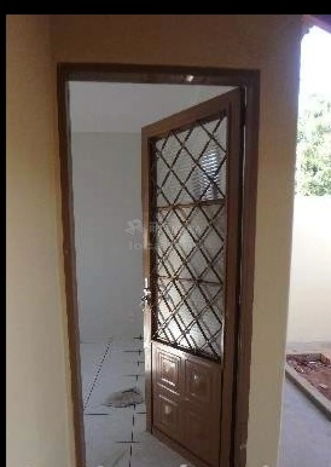 Comprar Casa / Padrão em São José do Rio Preto R$ 280.000,00 - Foto 1