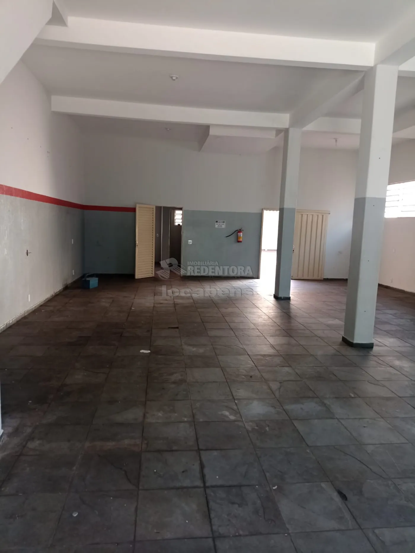 Alugar Comercial / Salão em São José do Rio Preto R$ 2.400,00 - Foto 5
