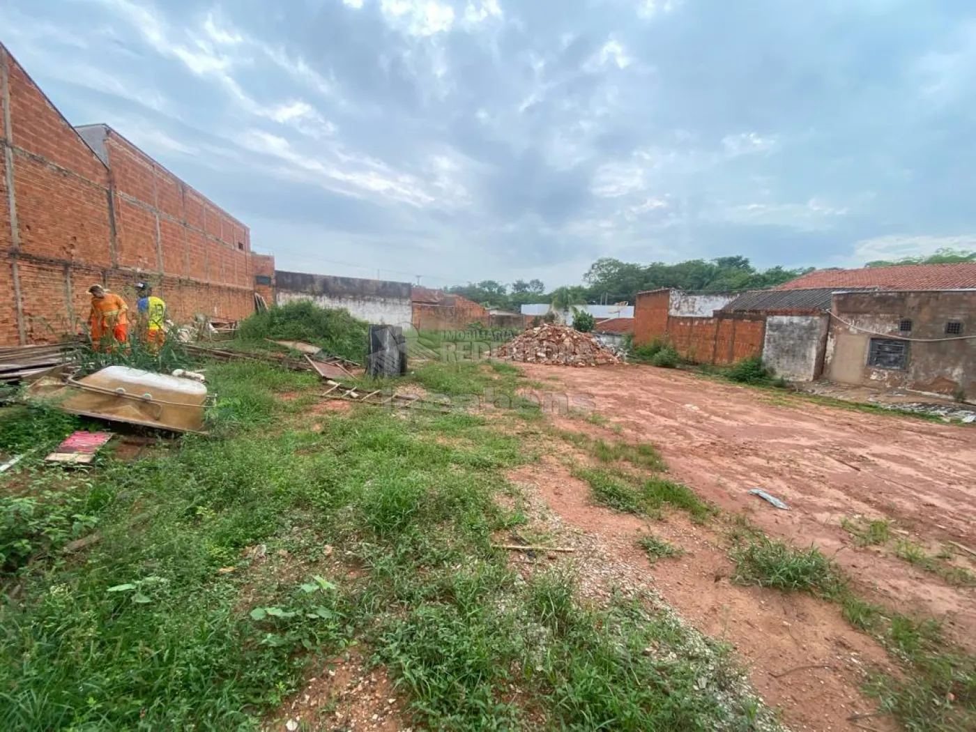 Comprar Terreno / Padrão em São José do Rio Preto R$ 220.000,00 - Foto 4