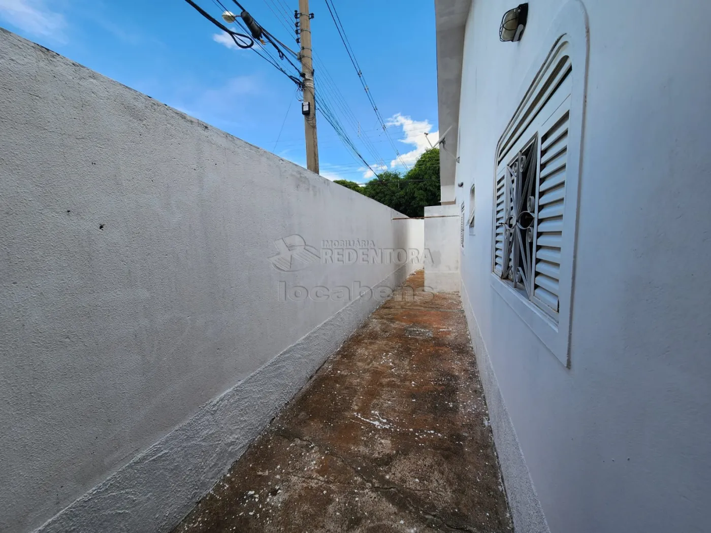 Alugar Casa / Padrão em São José do Rio Preto R$ 1.800,00 - Foto 16