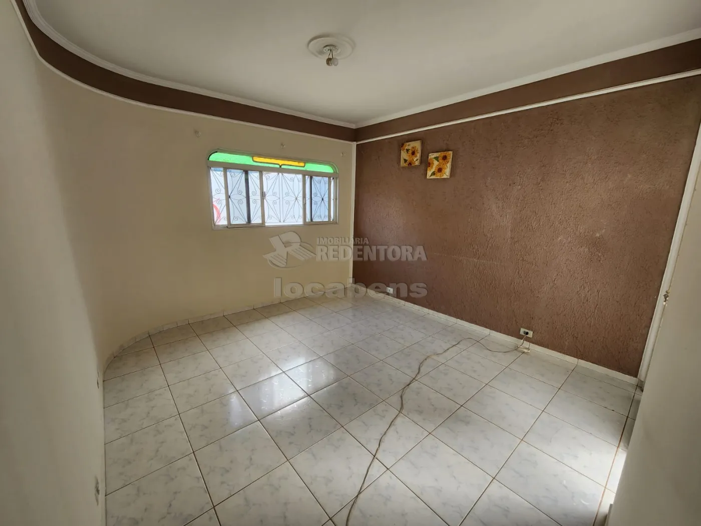 Alugar Casa / Padrão em São José do Rio Preto R$ 1.800,00 - Foto 3