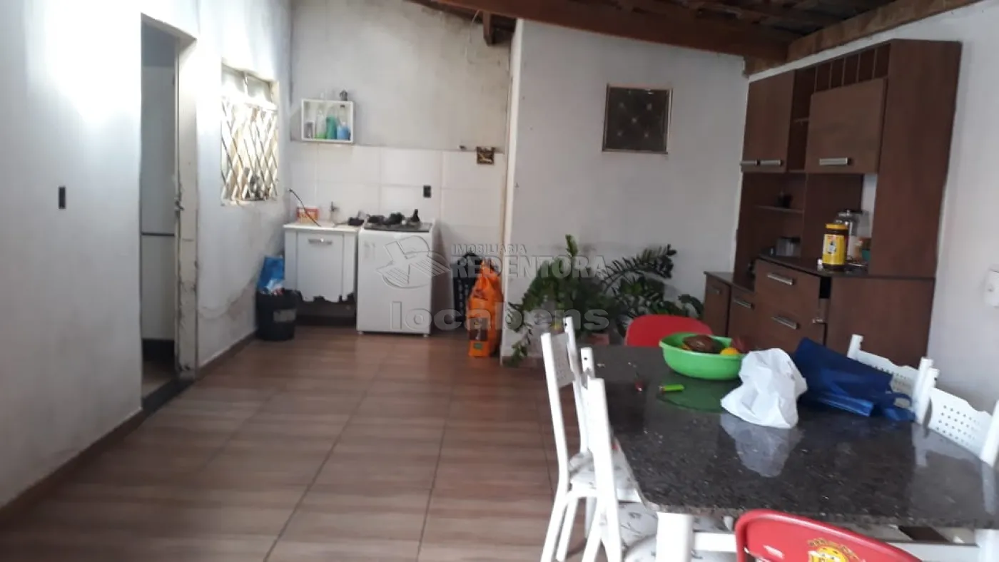 Alugar Casa / Padrão em São José do Rio Preto R$ 1.000,00 - Foto 5