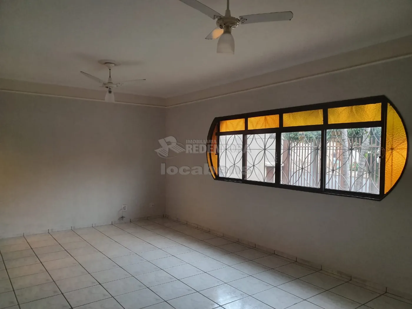 Comprar Casa / Padrão em São José do Rio Preto R$ 550.000,00 - Foto 3