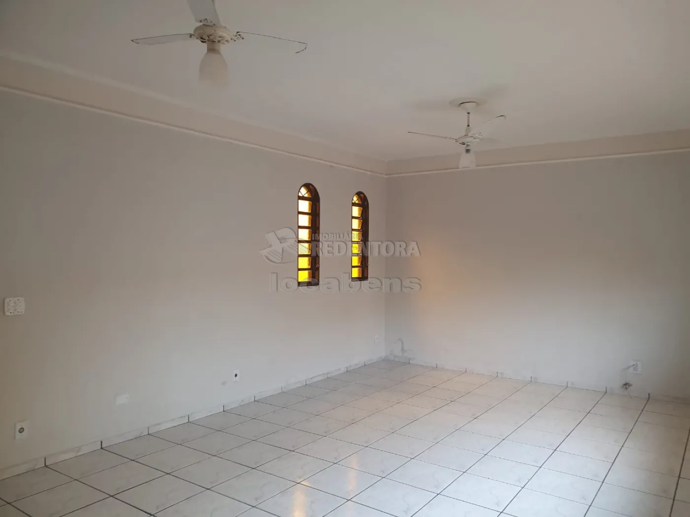 Comprar Casa / Padrão em São José do Rio Preto R$ 550.000,00 - Foto 4