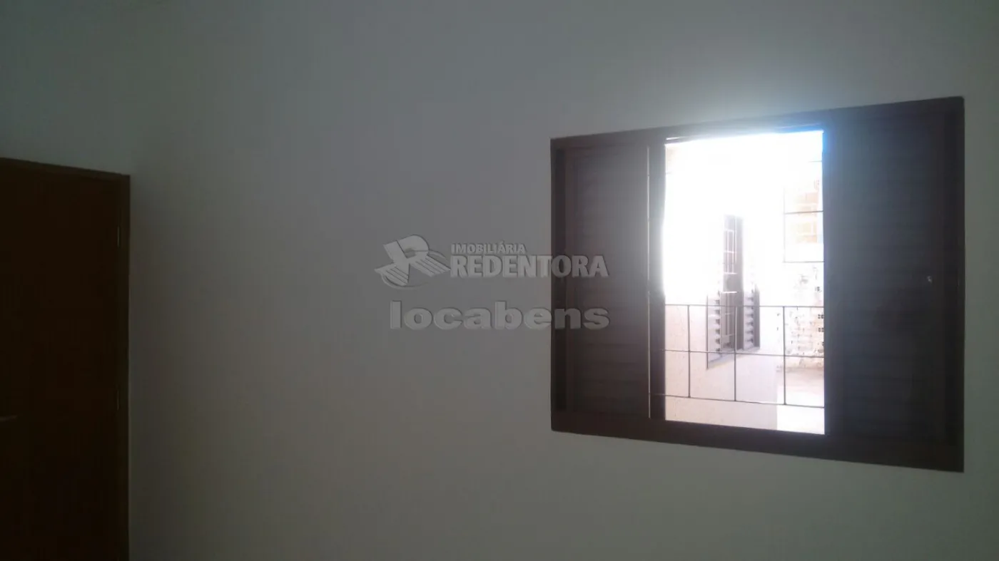 Comprar Casa / Padrão em São José do Rio Preto R$ 280.000,00 - Foto 5