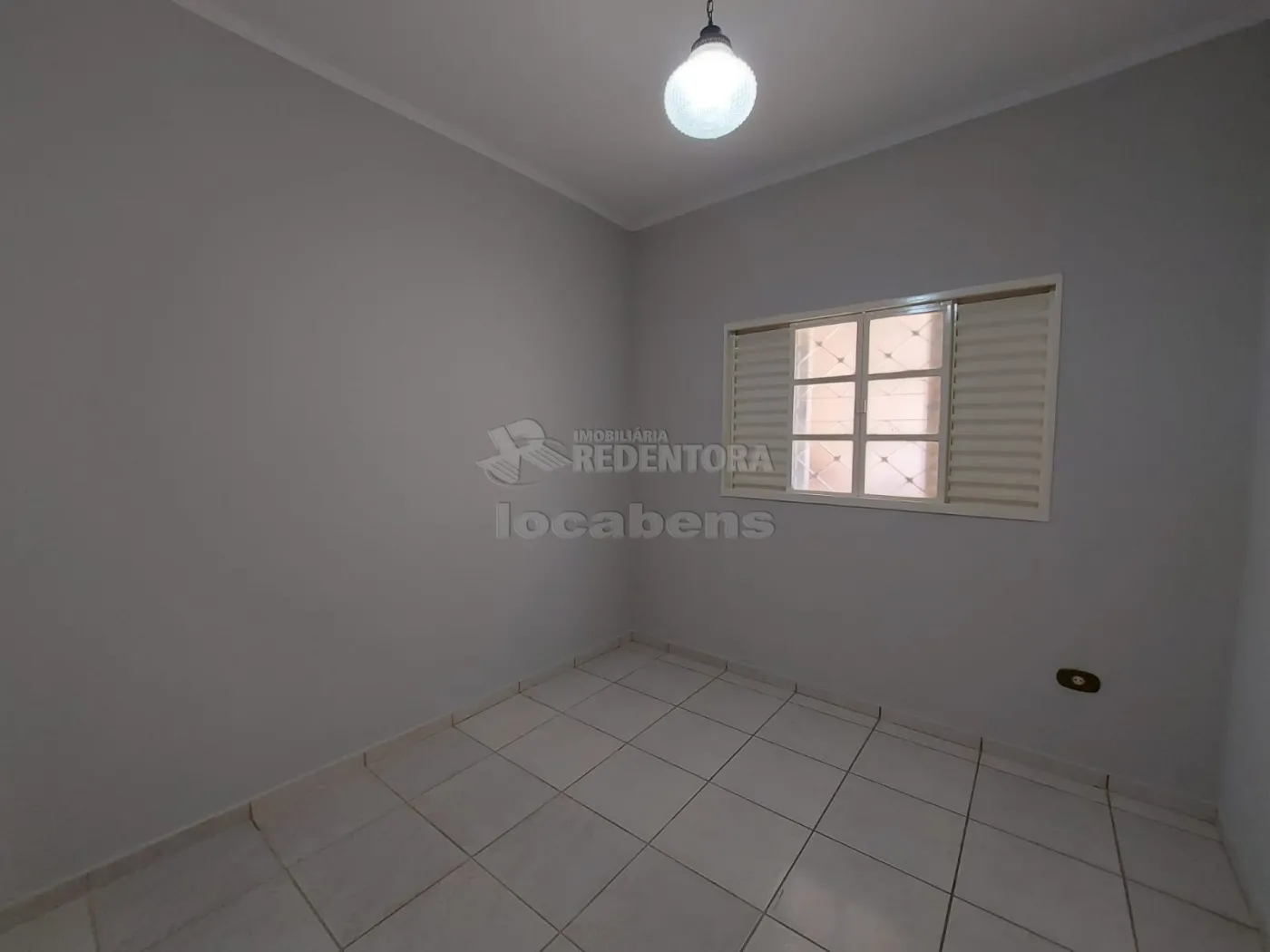 Comprar Casa / Padrão em São José do Rio Preto R$ 480.000,00 - Foto 2