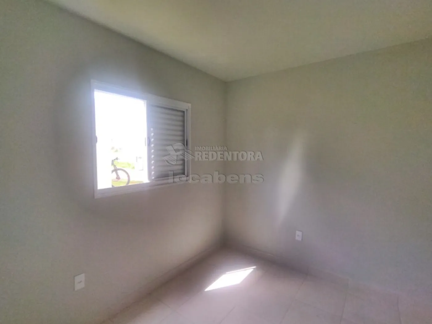 Alugar Casa / Condomínio em São José do Rio Preto R$ 700,00 - Foto 11