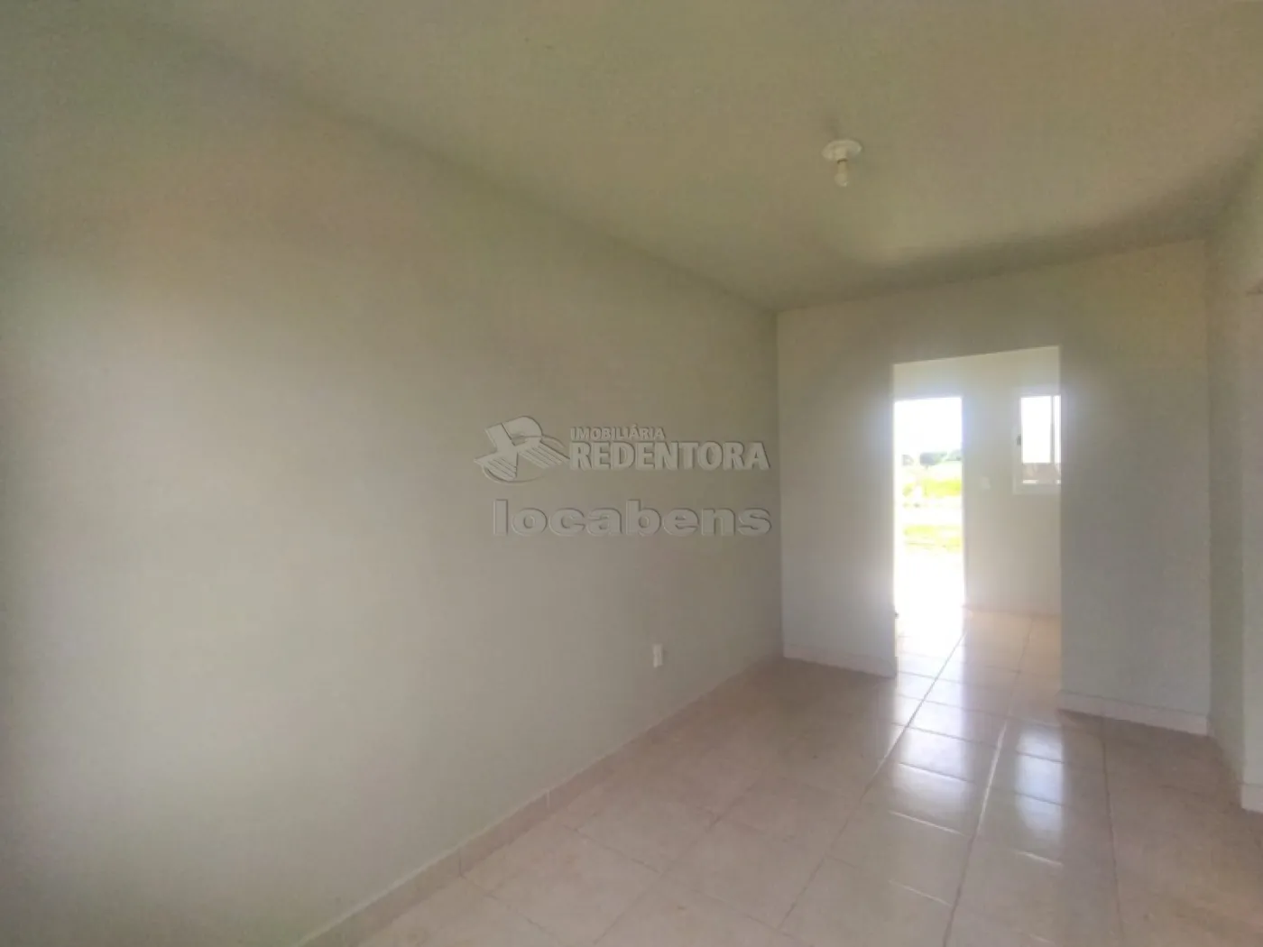 Alugar Casa / Condomínio em São José do Rio Preto R$ 700,00 - Foto 5