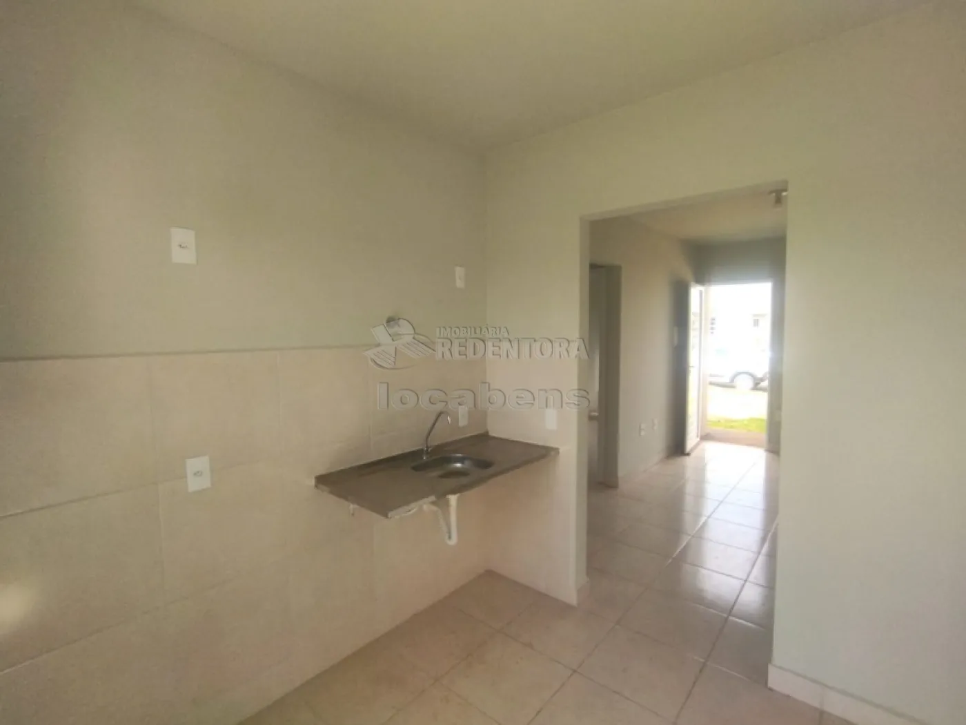 Alugar Casa / Condomínio em São José do Rio Preto R$ 700,00 - Foto 7