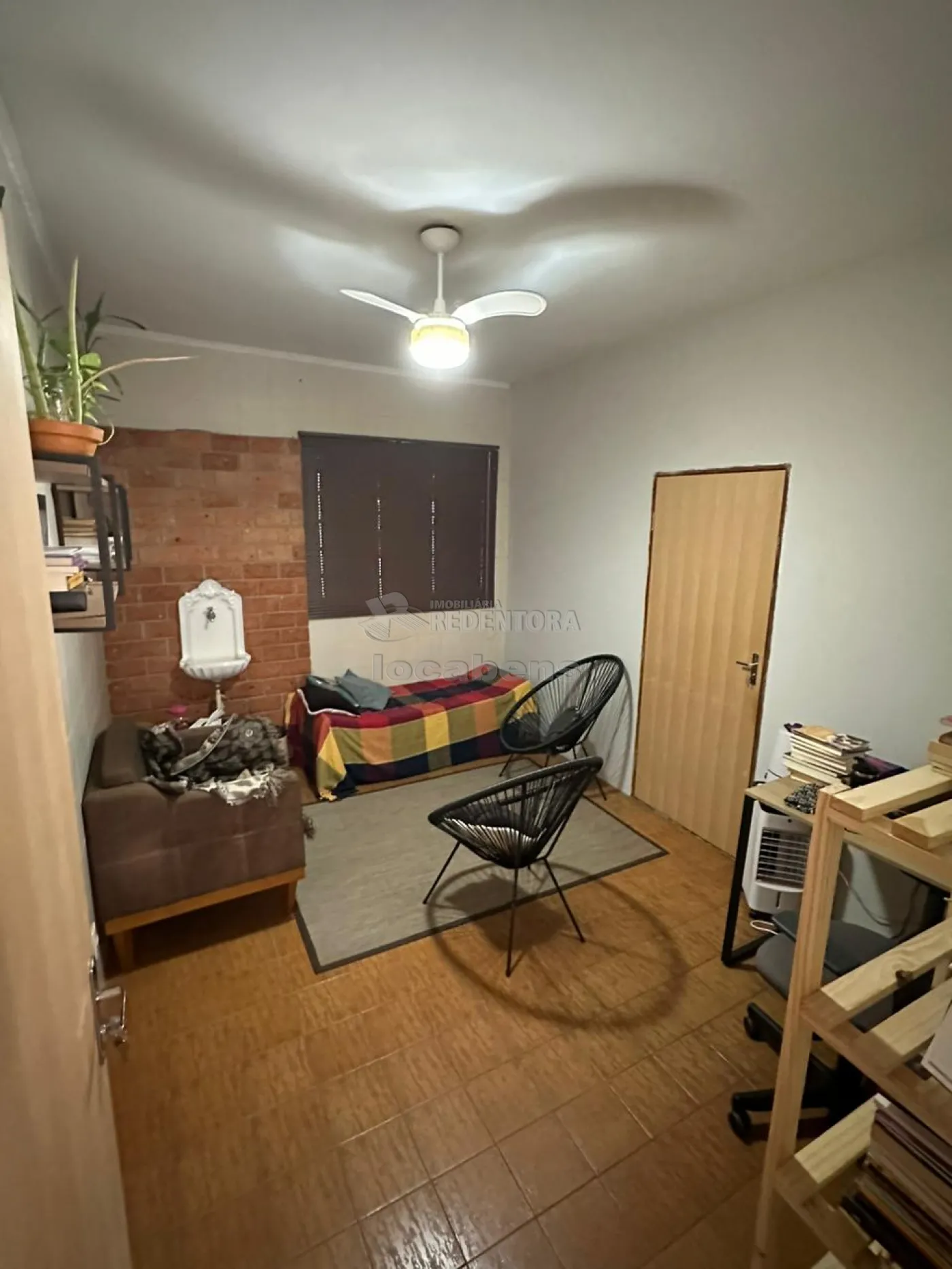 Comprar Casa / Padrão em São José do Rio Preto R$ 280.000,00 - Foto 4