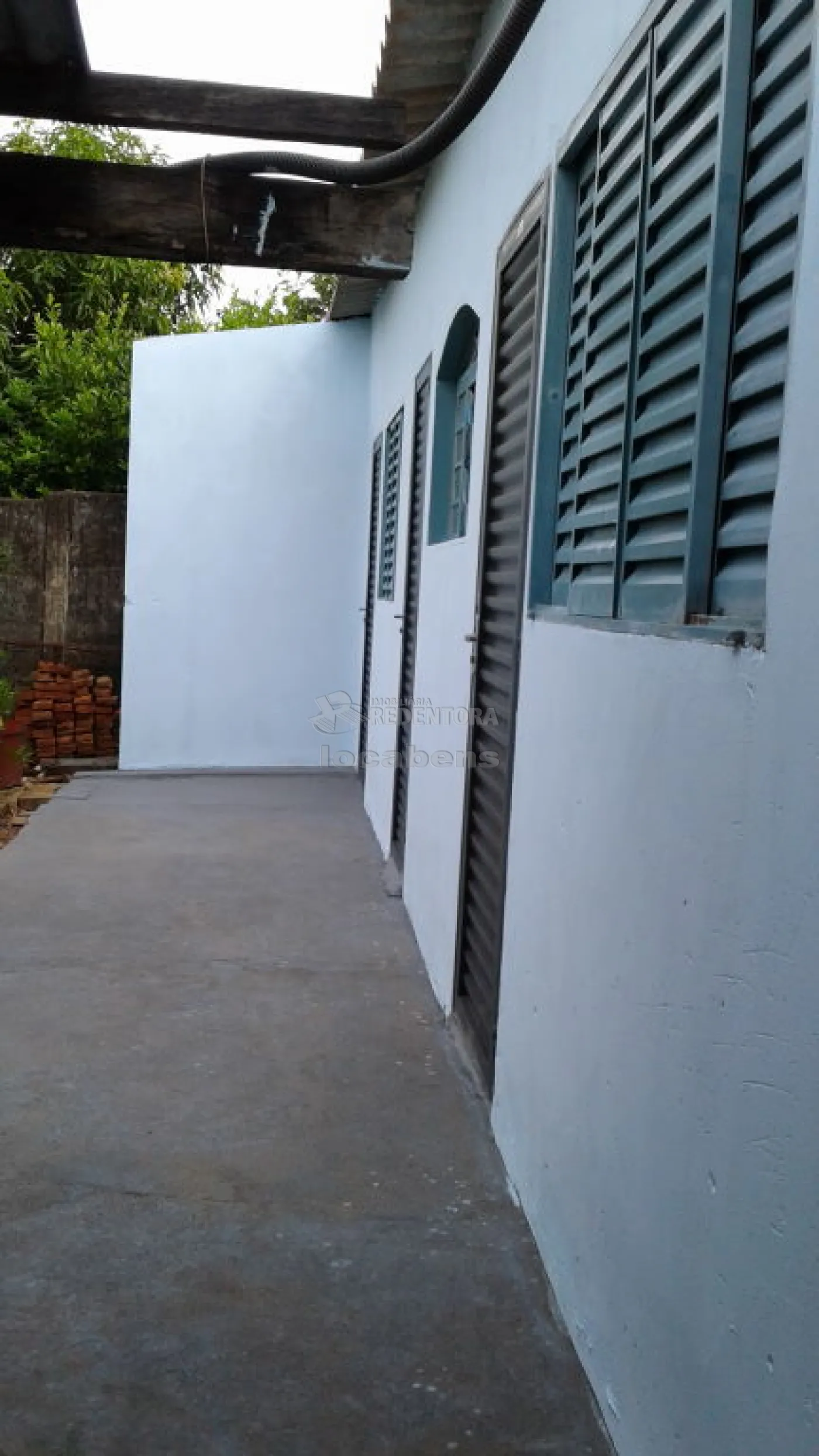 Alugar Casa / Padrão em São José do Rio Preto R$ 1.000,00 - Foto 13