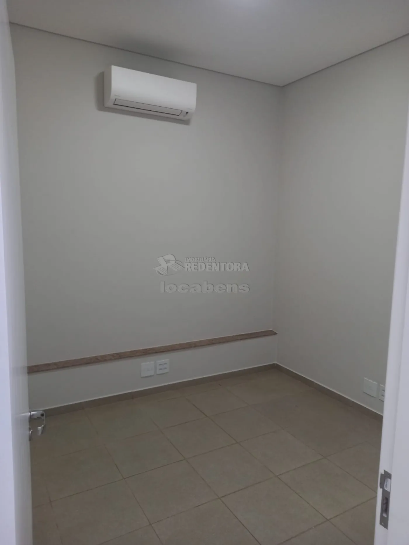 Comprar Comercial / Salão em São José do Rio Preto apenas R$ 2.450.000,00 - Foto 17