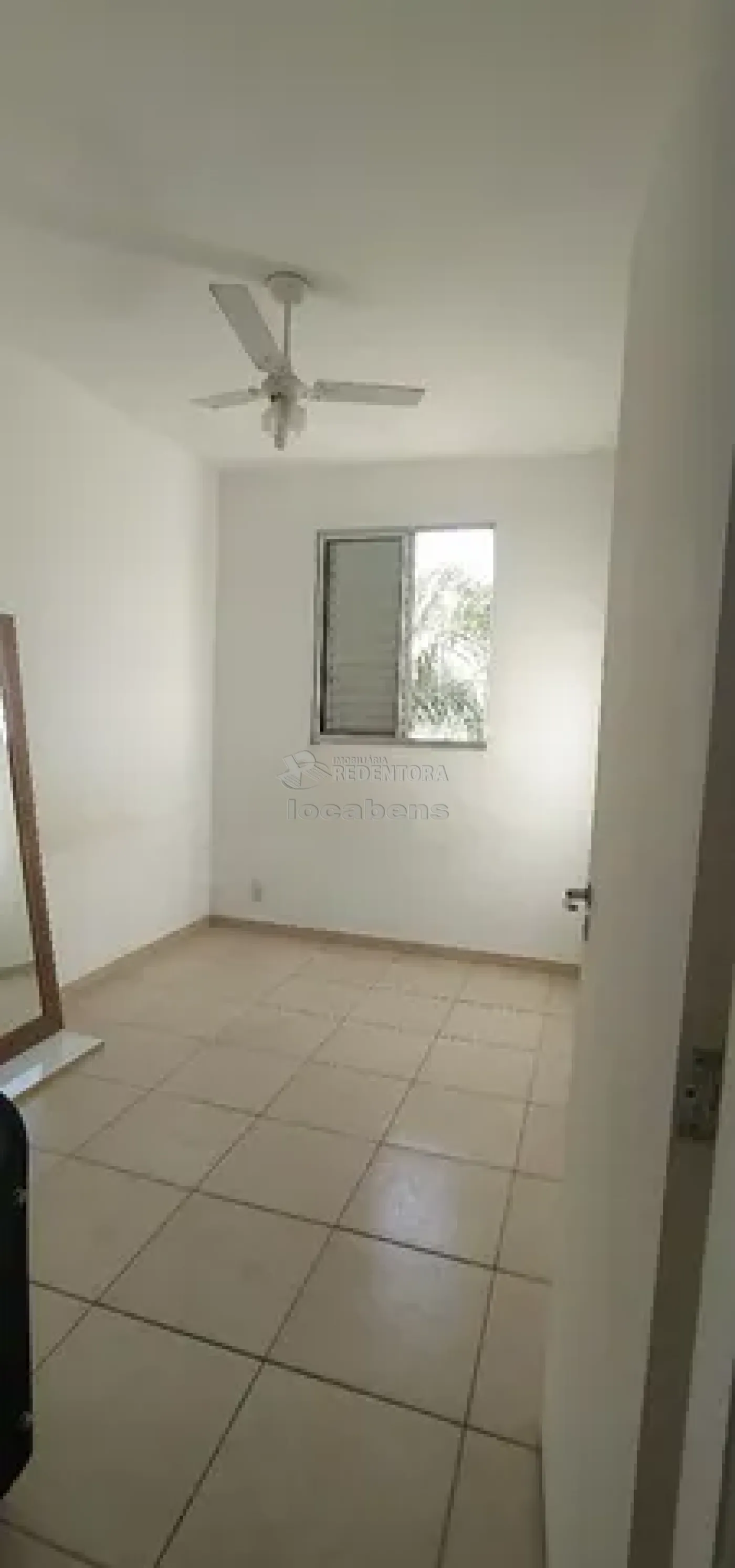 Comprar Apartamento / Padrão em São José do Rio Preto R$ 240.000,00 - Foto 4