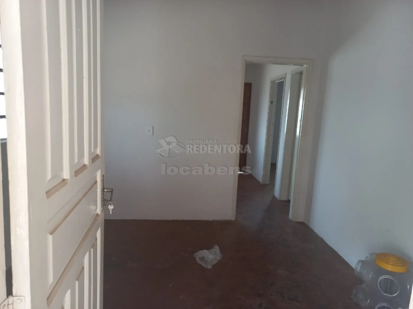 Comprar Casa / Padrão em São José do Rio Preto R$ 230.000,00 - Foto 3