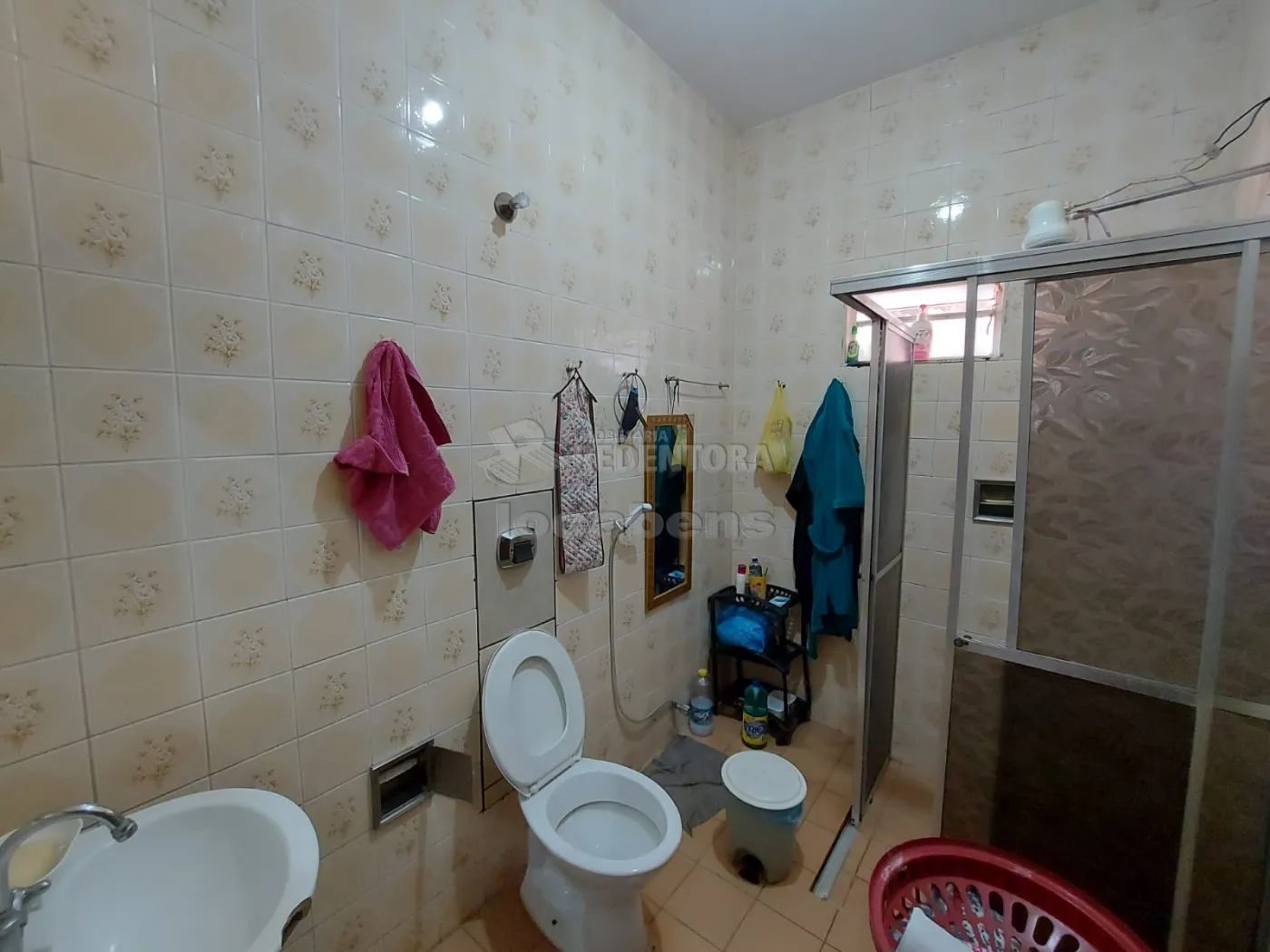 Alugar Casa / Padrão em São José do Rio Preto R$ 1.000,00 - Foto 3