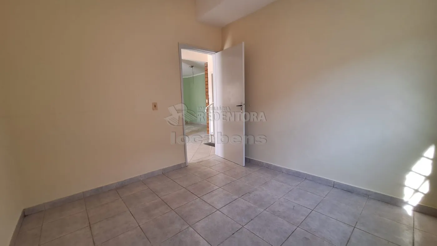 Alugar Casa / Padrão em São José do Rio Preto R$ 3.500,00 - Foto 9