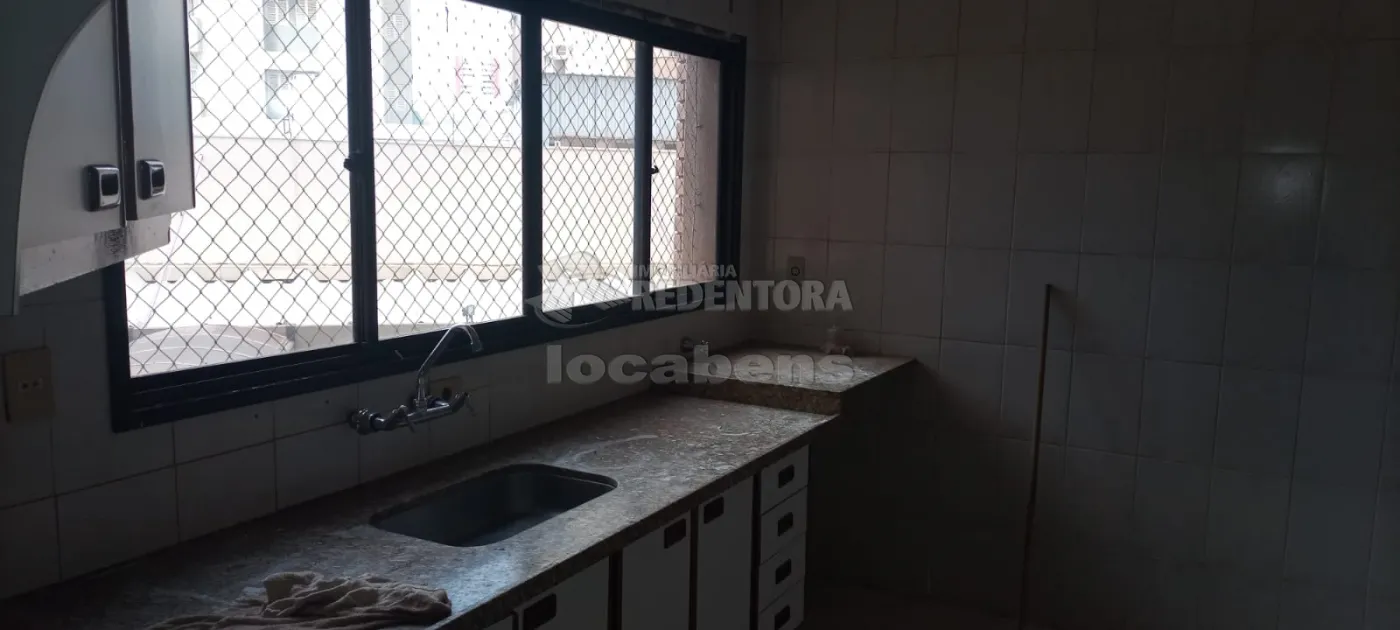 Alugar Apartamento / Padrão em São José do Rio Preto R$ 1.800,00 - Foto 7