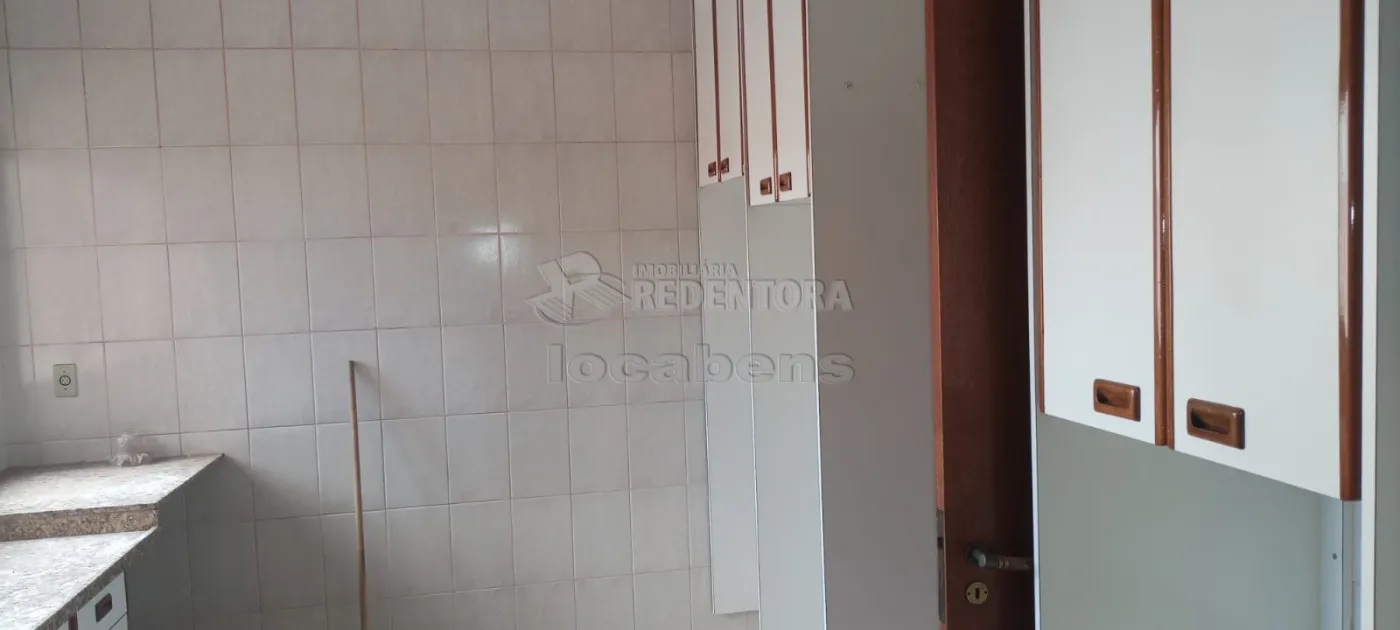 Alugar Apartamento / Padrão em São José do Rio Preto R$ 1.800,00 - Foto 8