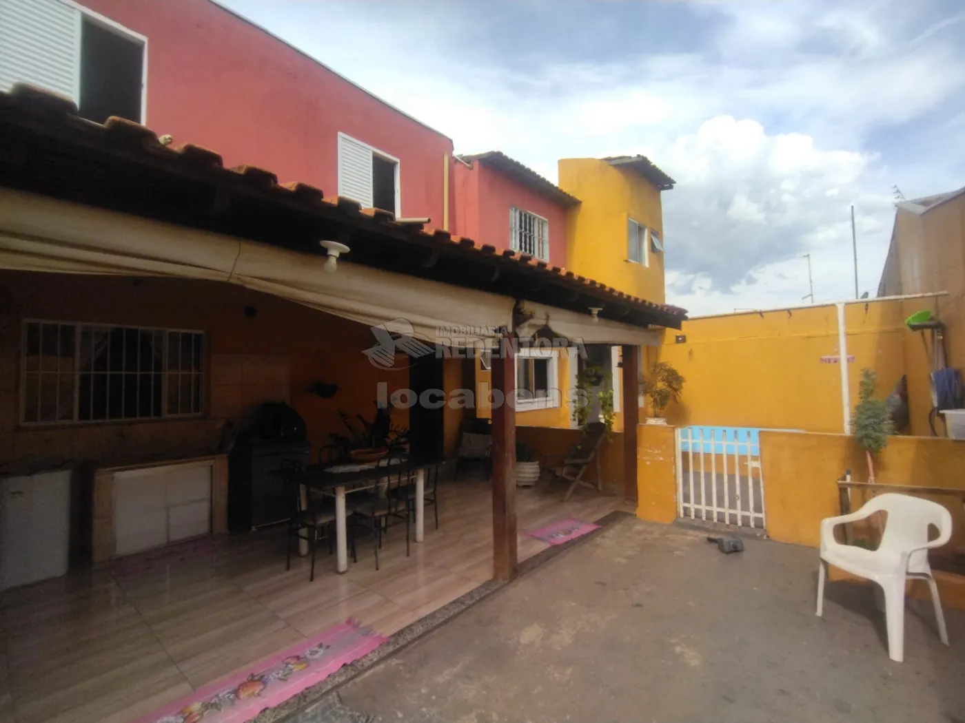 Comprar Casa / Padrão em São José do Rio Preto R$ 400.000,00 - Foto 2