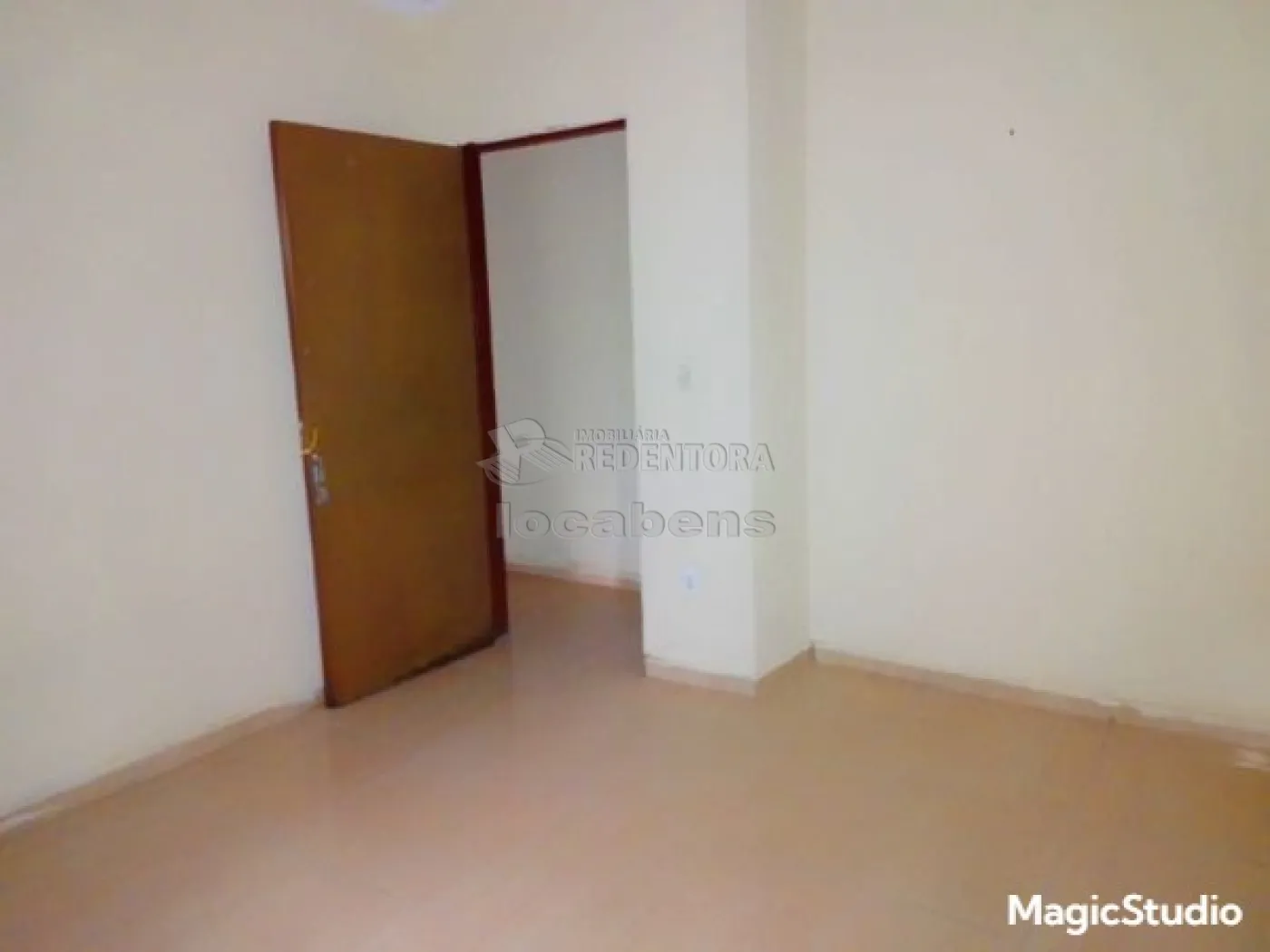 Comprar Casa / Padrão em São José do Rio Preto R$ 280.000,00 - Foto 4