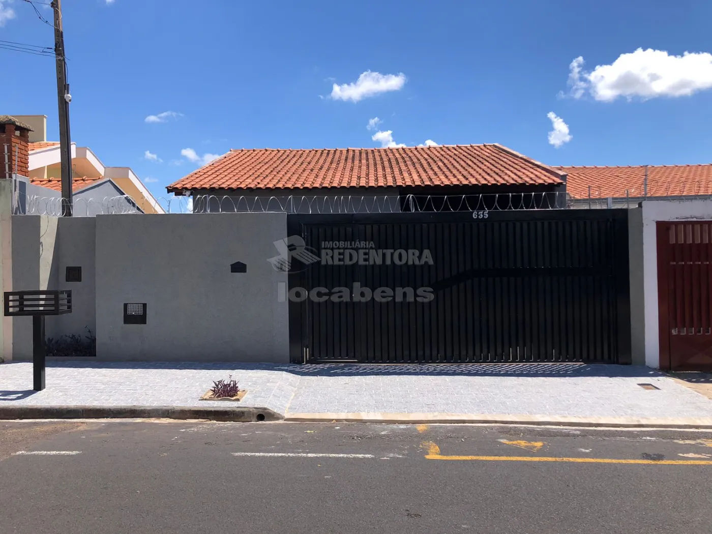 Alugar Casa / Padrão em São José do Rio Preto R$ 2.200,00 - Foto 1