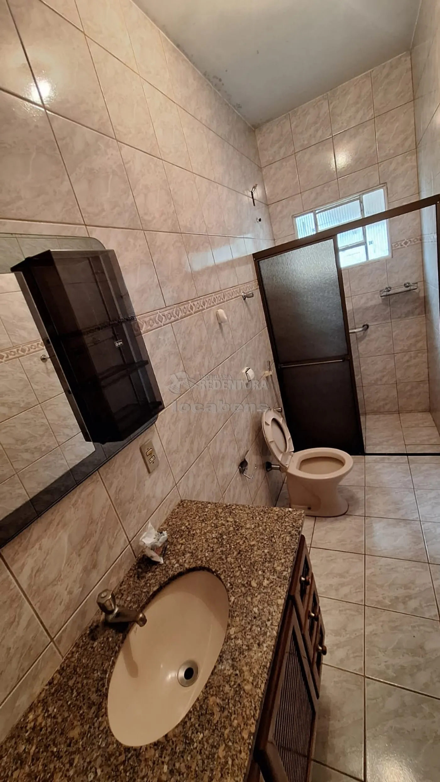 Alugar Casa / Padrão em São José do Rio Preto R$ 1.800,00 - Foto 23