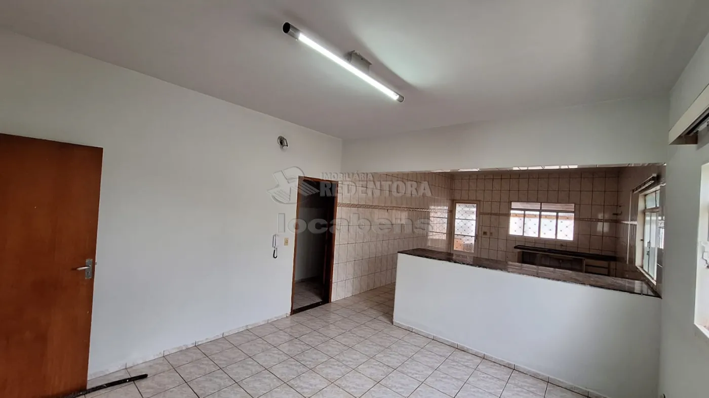 Alugar Casa / Padrão em São José do Rio Preto R$ 1.800,00 - Foto 8