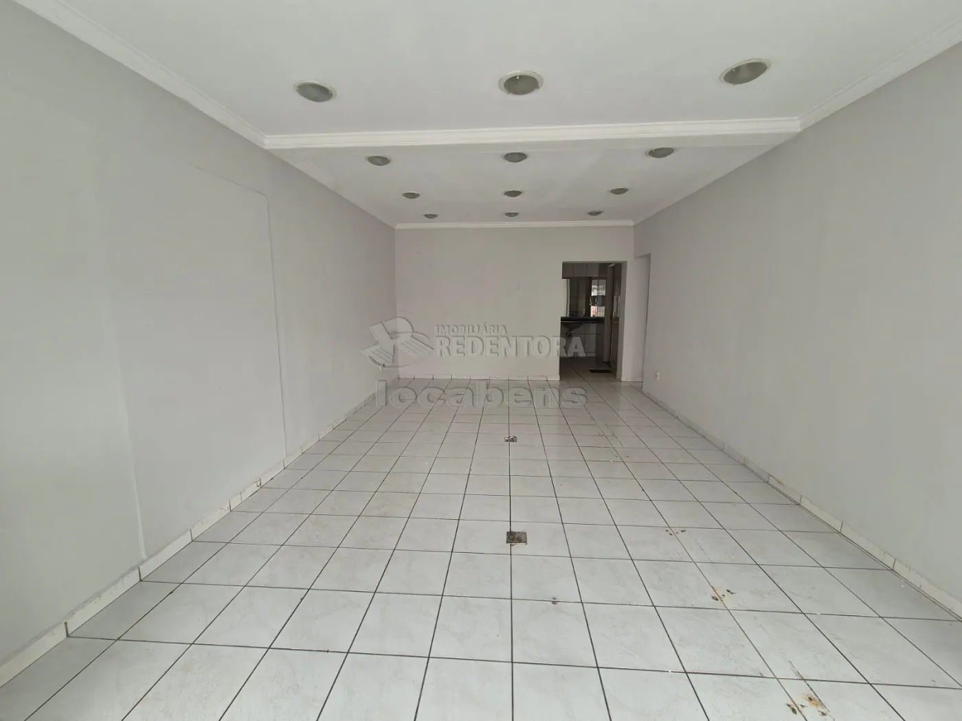 Alugar Comercial / Salão em São José do Rio Preto R$ 3.000,00 - Foto 1