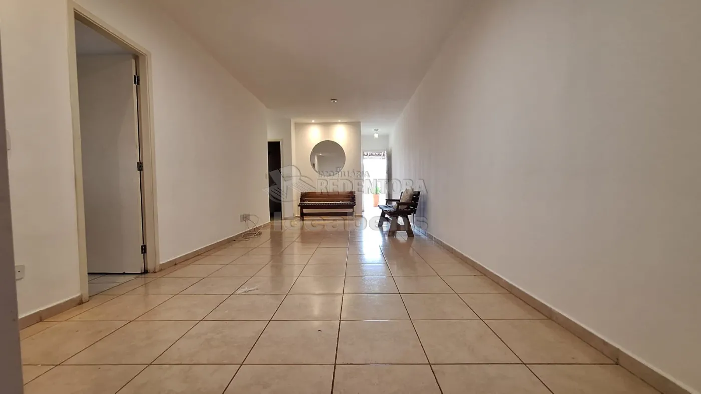 Alugar Casa / Condomínio em São José do Rio Preto R$ 2.400,00 - Foto 35