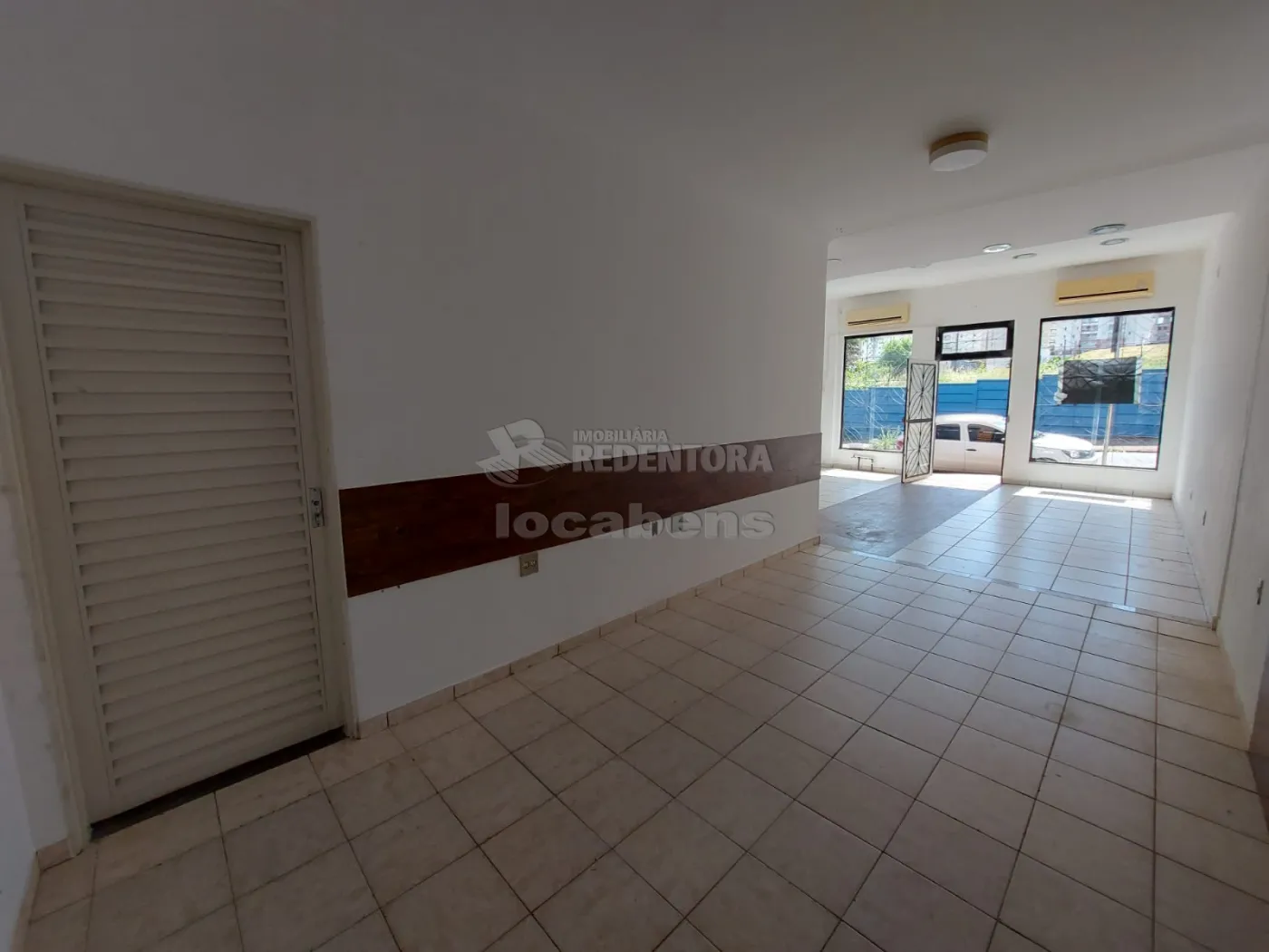 Comprar Comercial / Salão em São José do Rio Preto R$ 400.000,00 - Foto 2