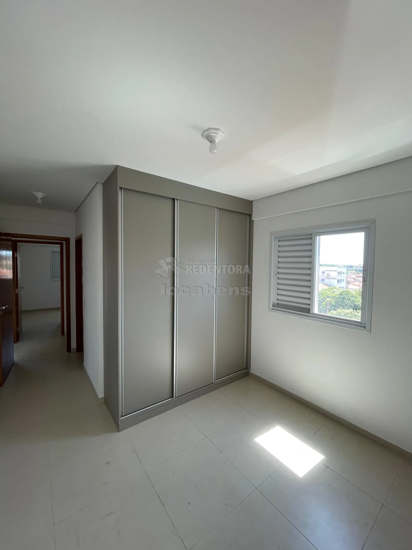 Comprar Apartamento / Padrão em São José do Rio Preto R$ 450.000,00 - Foto 2