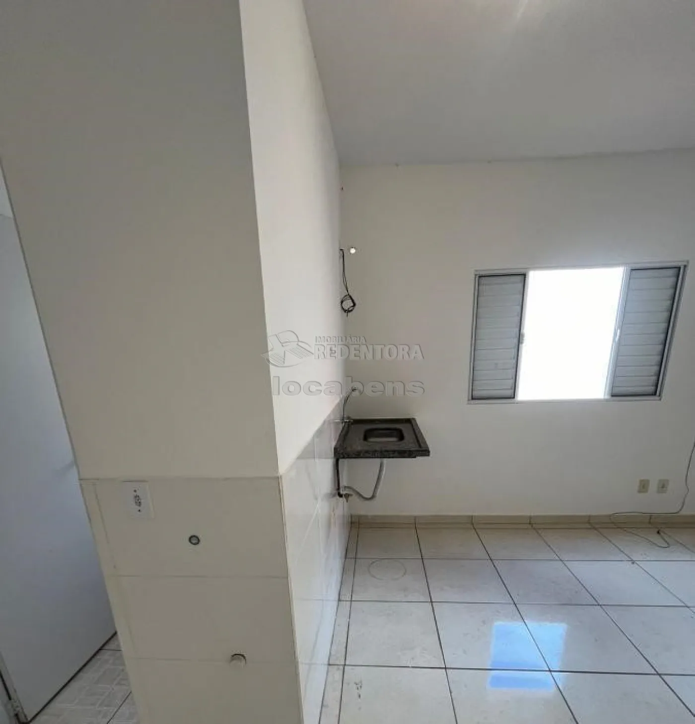 Alugar Apartamento / Padrão em São José do Rio Preto R$ 600,00 - Foto 1