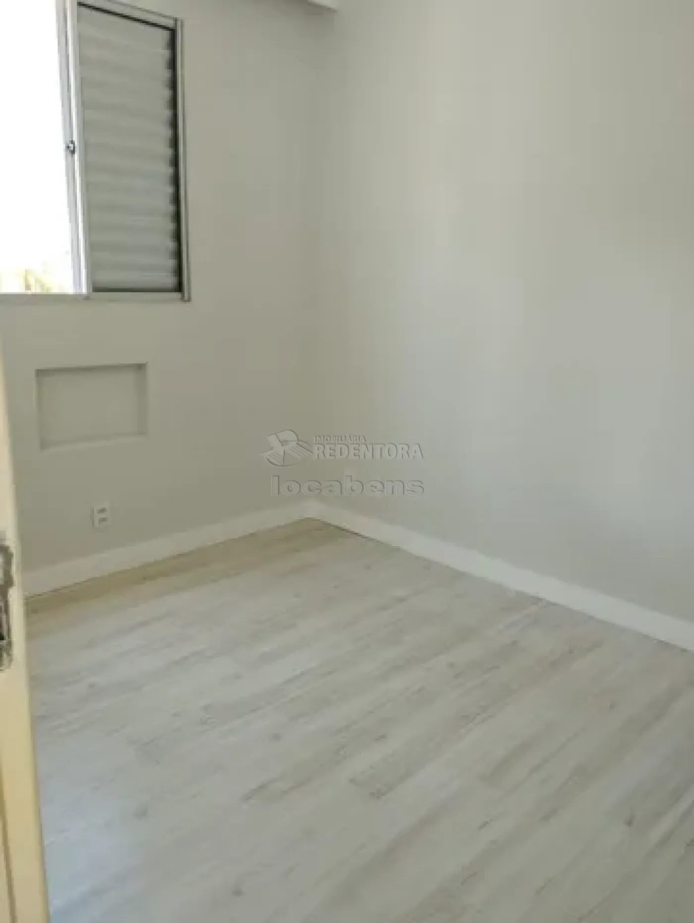 Comprar Apartamento / Padrão em São José do Rio Preto R$ 215.000,00 - Foto 4