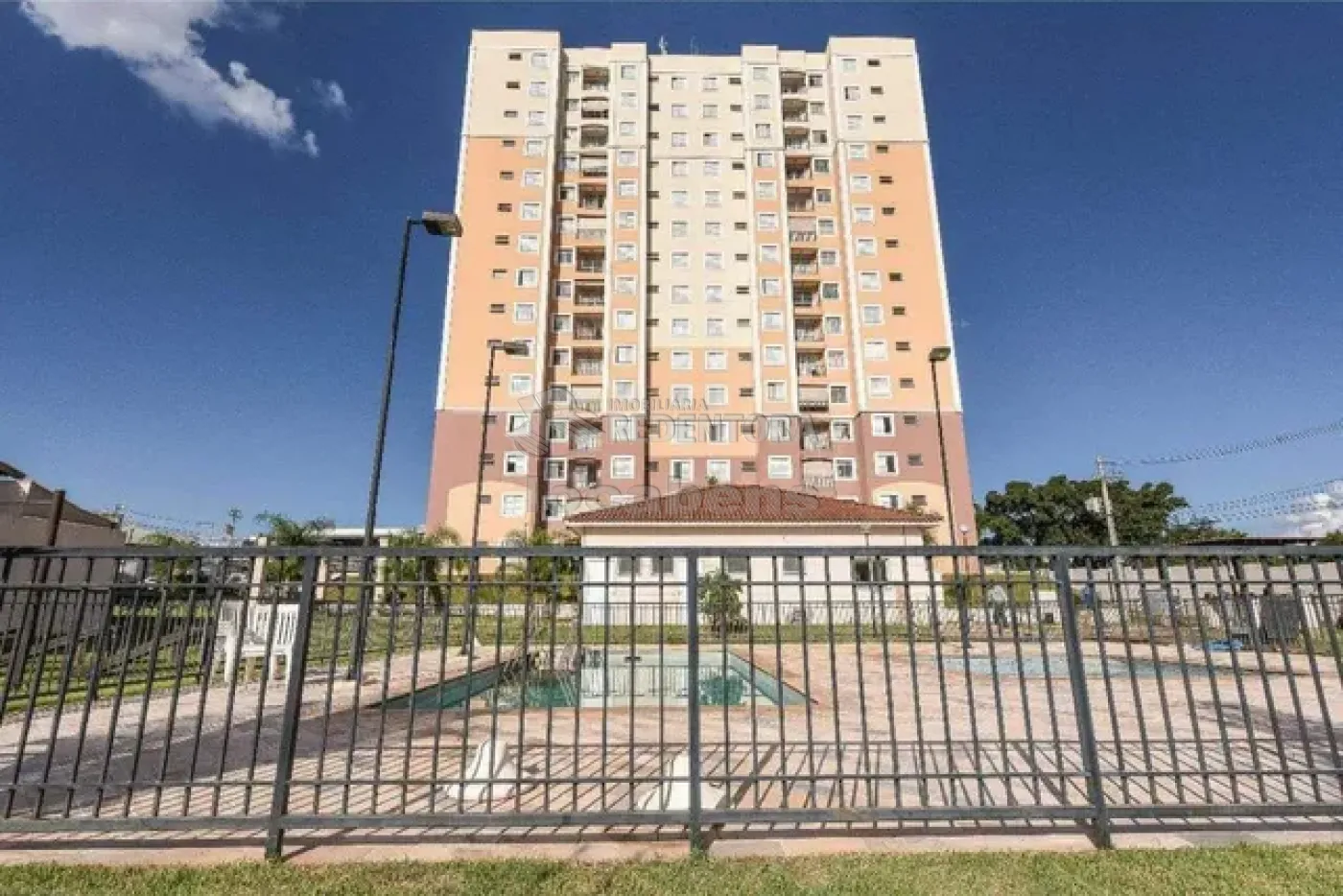 Comprar Apartamento / Padrão em São José do Rio Preto apenas R$ 245.000,00 - Foto 1