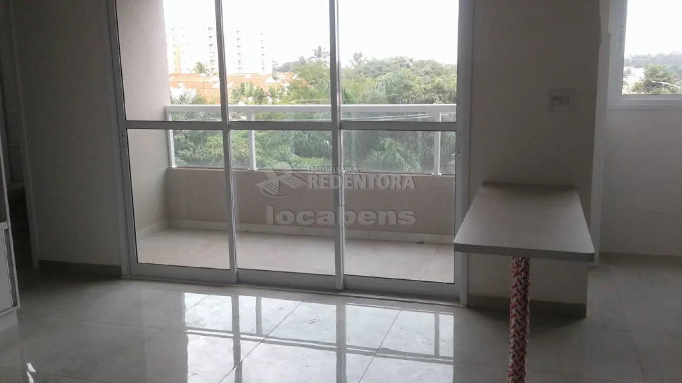 Comprar Apartamento / Studio em São José do Rio Preto R$ 350.000,00 - Foto 3