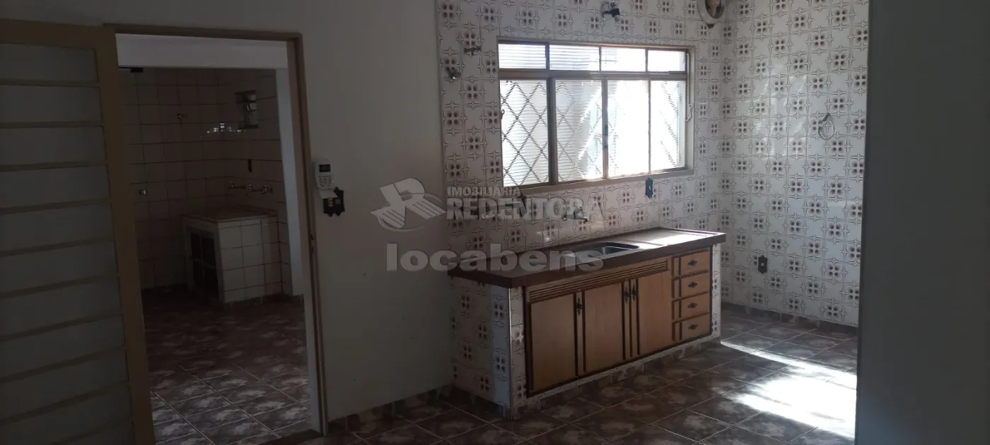 Comprar Casa / Padrão em São José do Rio Preto R$ 650.000,00 - Foto 3