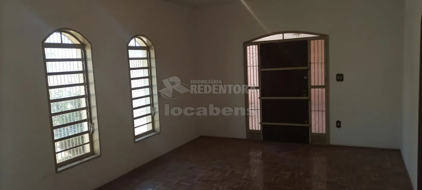 Comprar Casa / Padrão em São José do Rio Preto R$ 650.000,00 - Foto 2