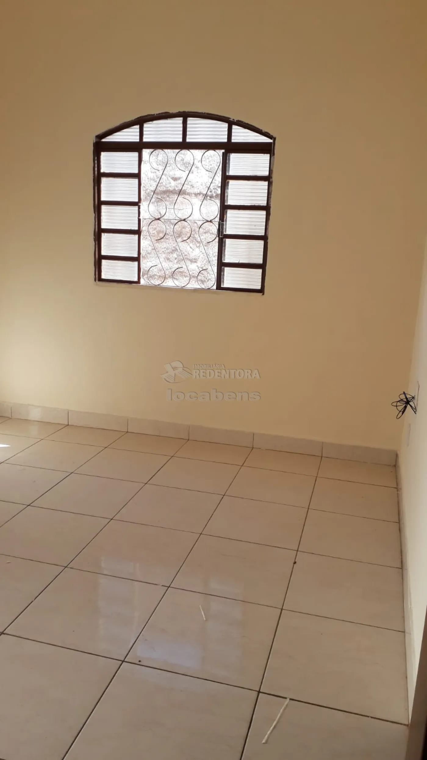 Alugar Casa / Padrão em São José do Rio Preto R$ 800,00 - Foto 13